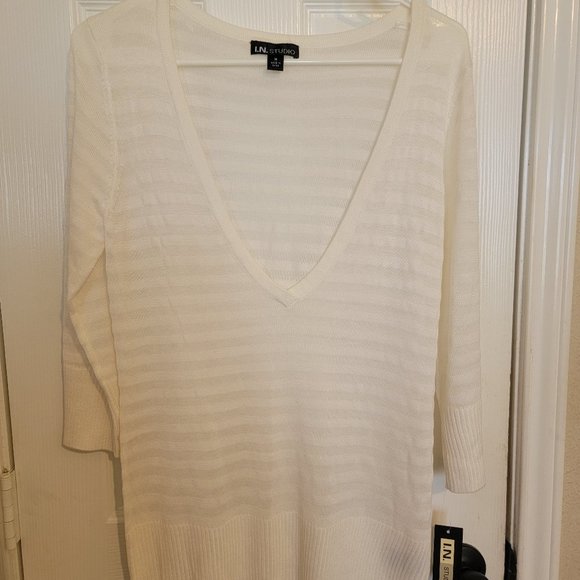 I.N. STUDIO V Neck Pullover sweater, M, Ivory - Picture 1 of 6